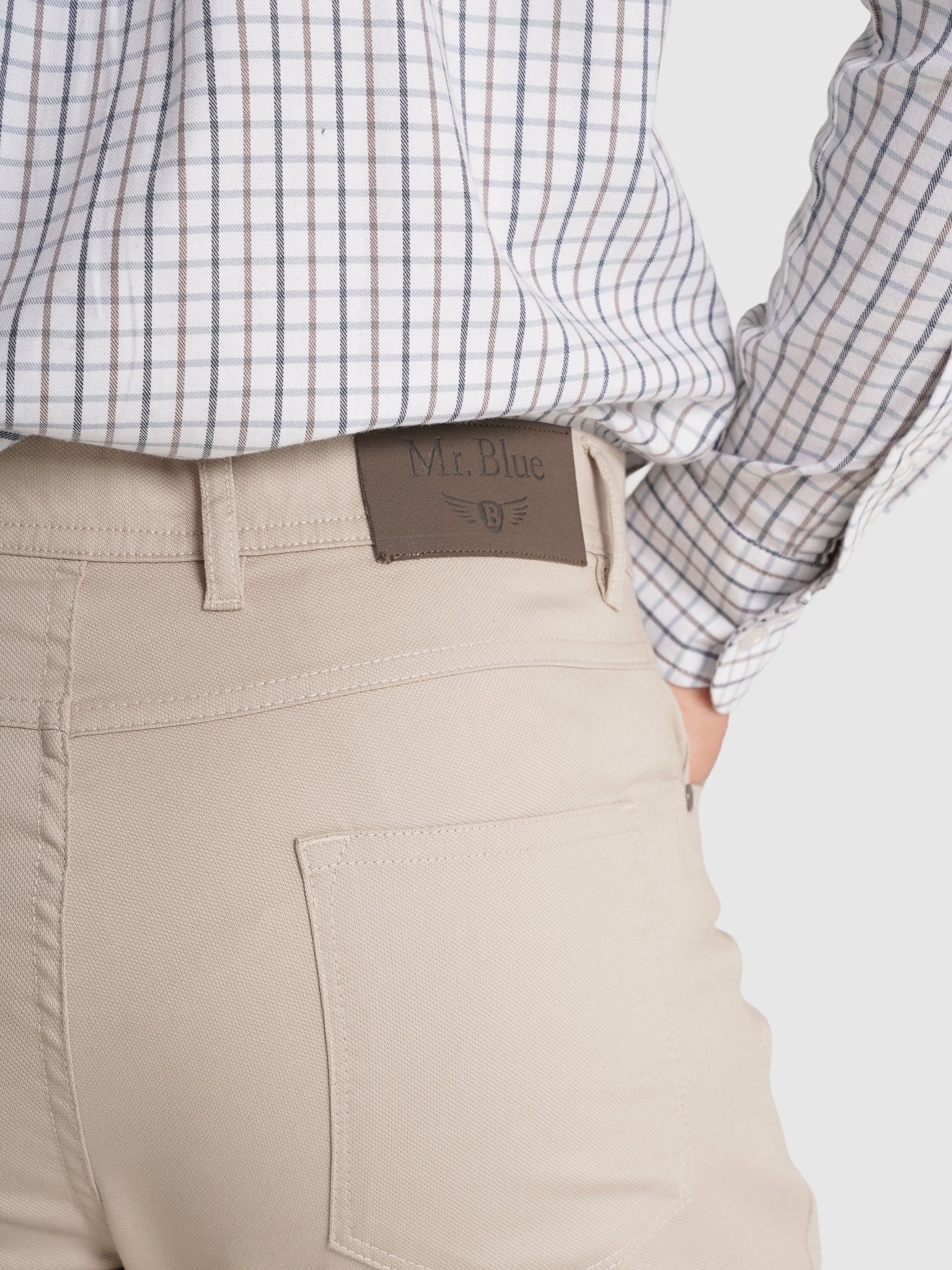 CALÇAS ALGODÃO BEGES REGULAR FIT MR. BLUE