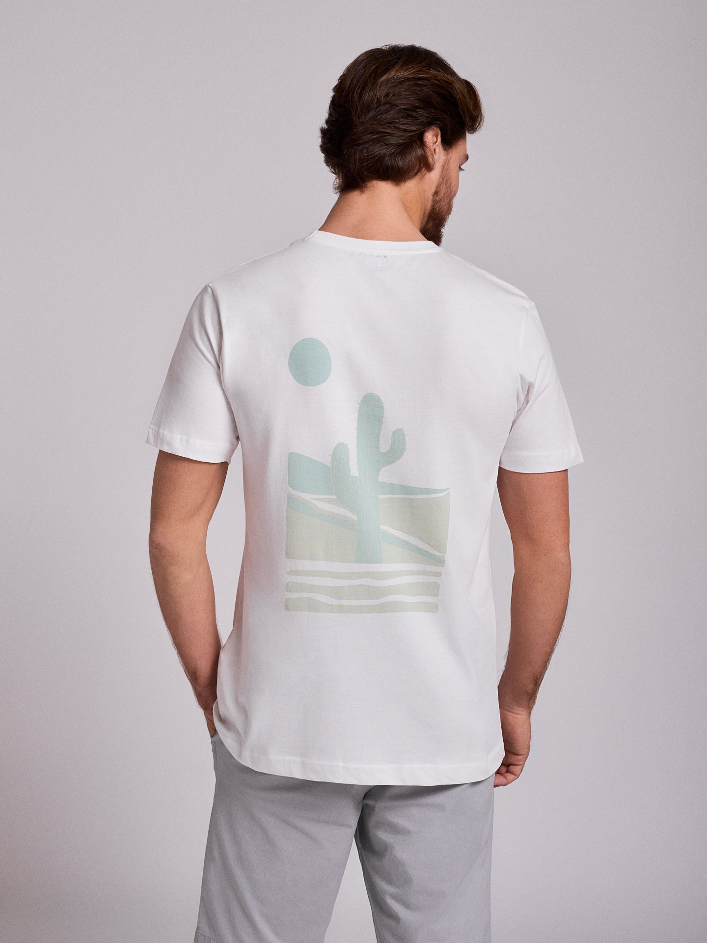 T-SHIRT ALGODÃO BRANCA MANGA CURTA REGULAR FIT MR. BLUE