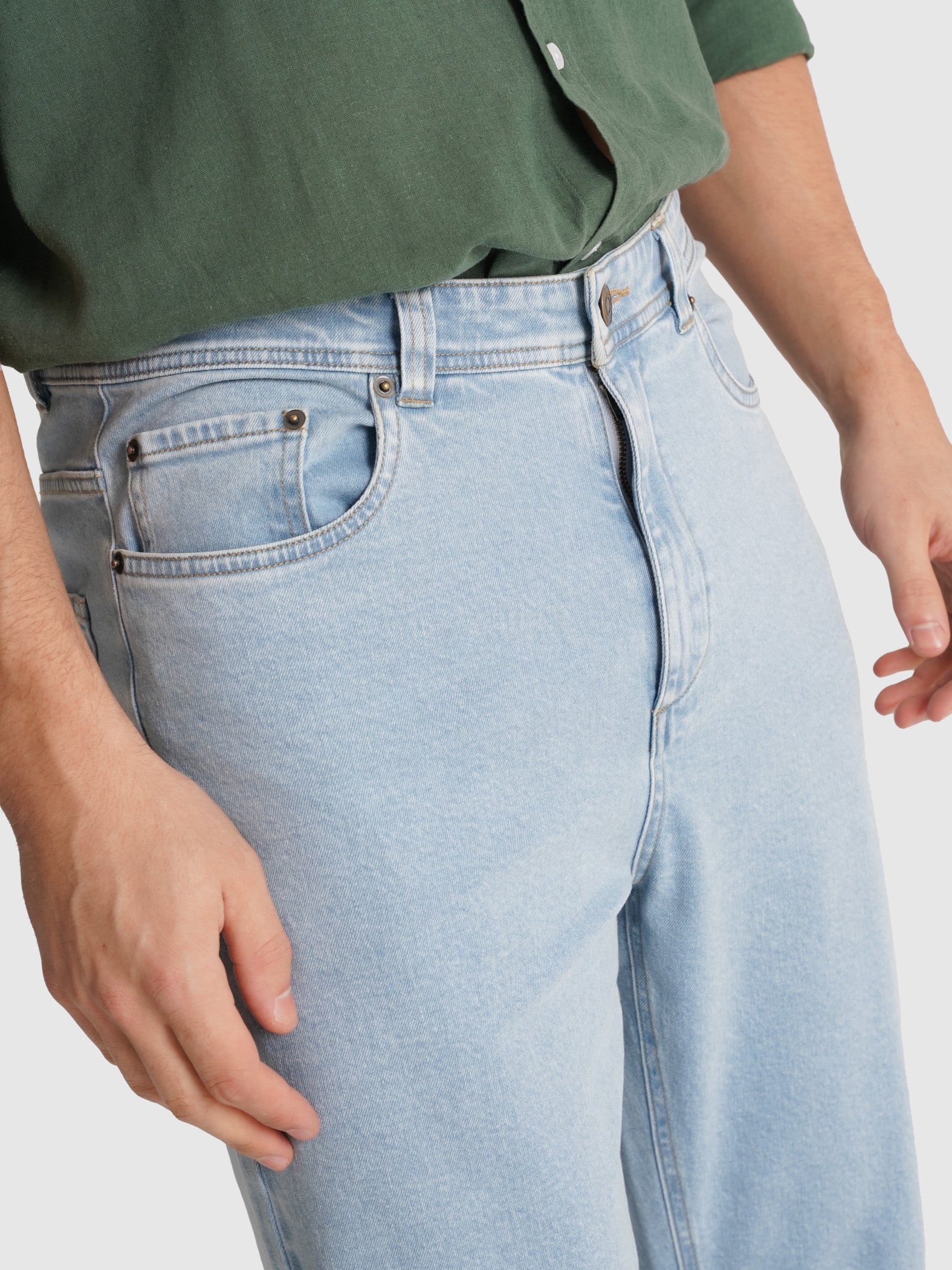 CALÇAS GANGA AZUIS REGULAR FIT MR. BLUE