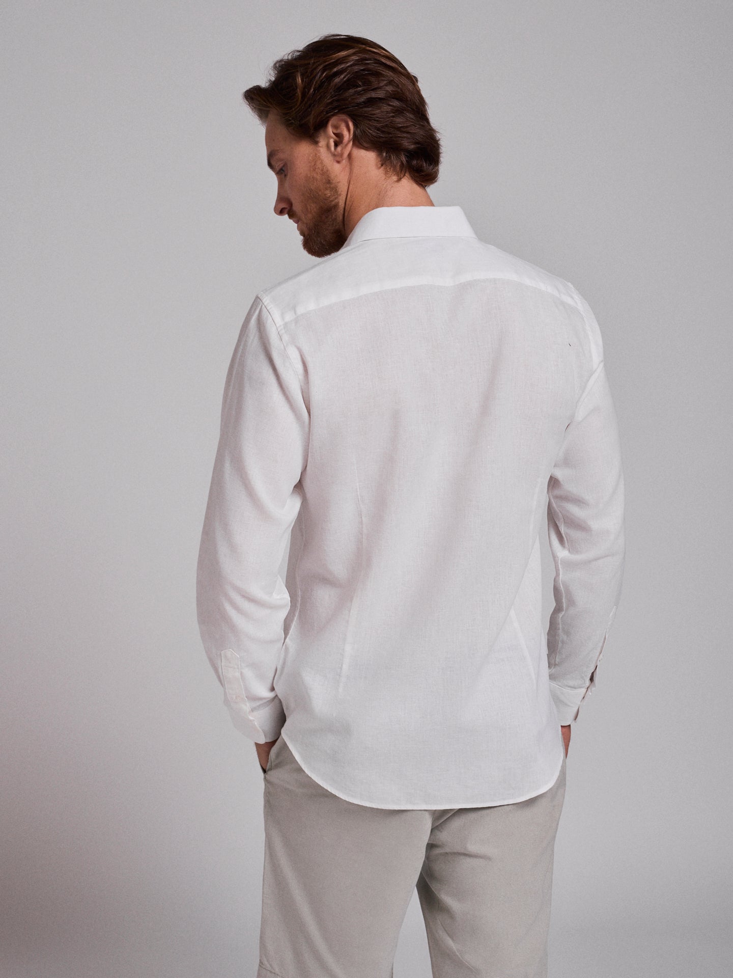 CAMISA LINHO BRANCA MANGA COMPRIDA SLIM FIT MR. BLUE