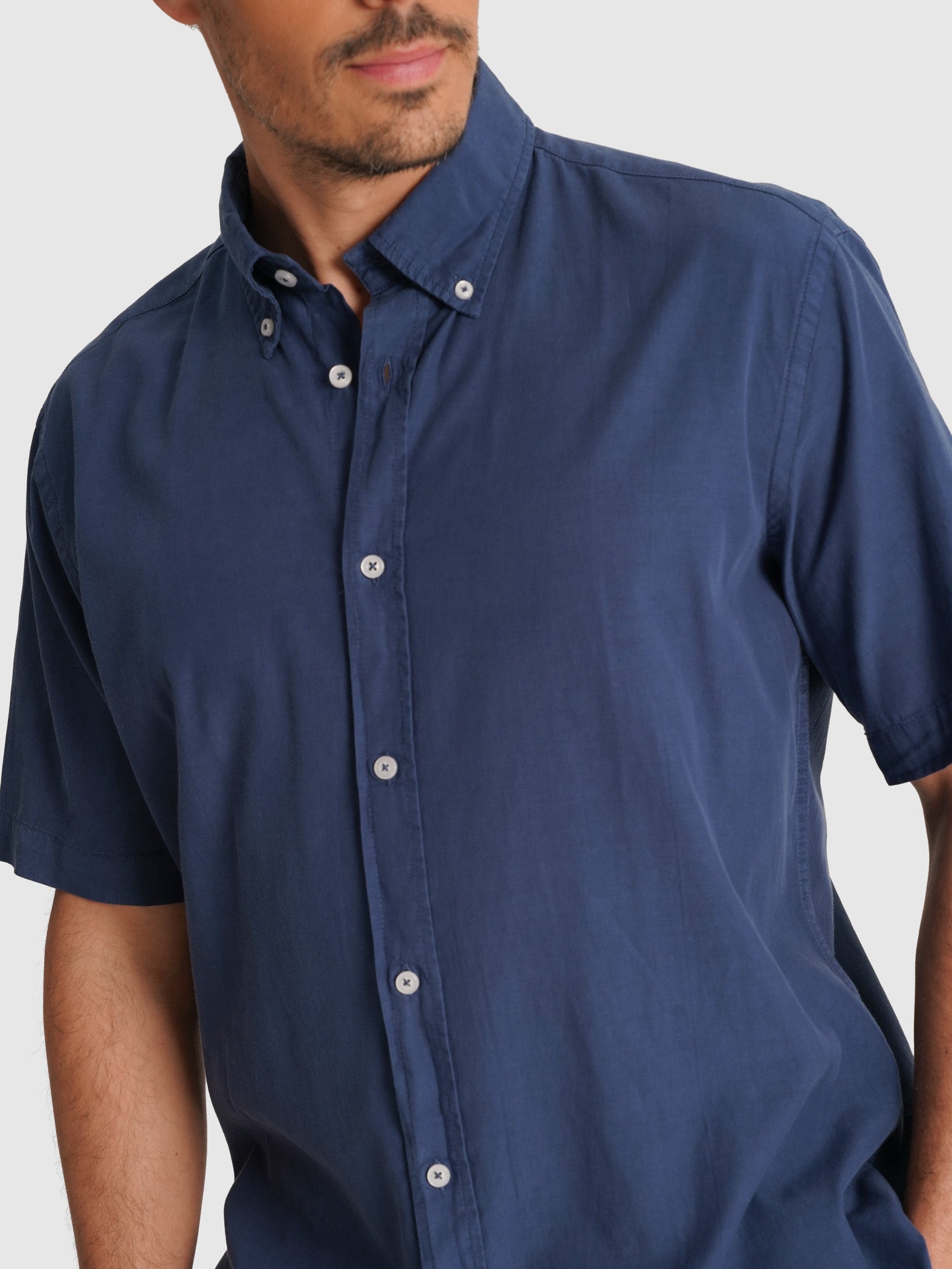 CAMISA POPELINE AZUL MANGA CURTA REGULAR FIT MR. BLUE