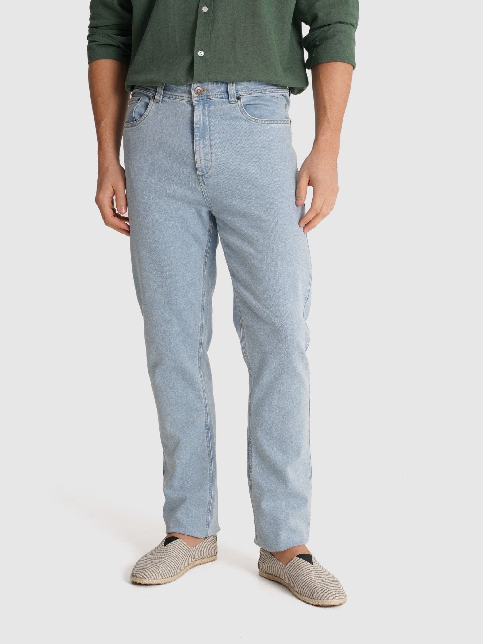 CALÇAS GANGA AZUIS REGULAR FIT MR. BLUE