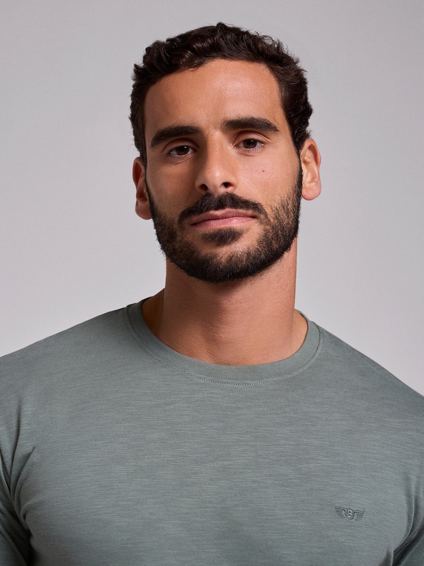 T-SHIRT ALGODÃO VERDE MANGA CURTA REGULAR FIT MR. BLUE