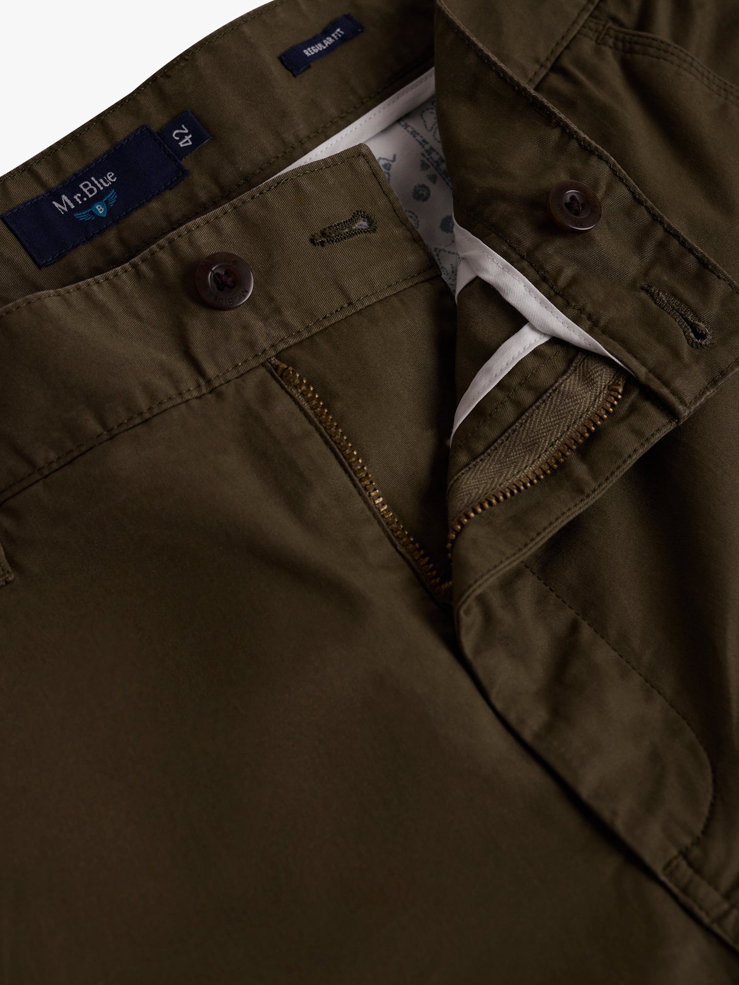 Calções Regular Fit Verdes Mr. Blue