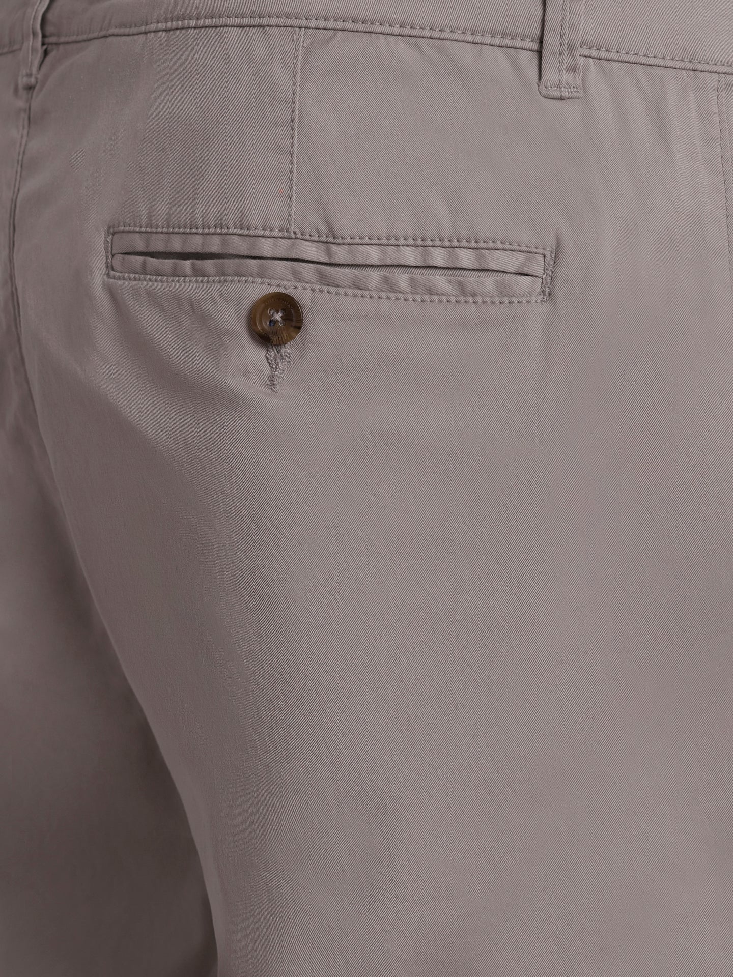 Calções Regular Fit Brancos Mr. Blue