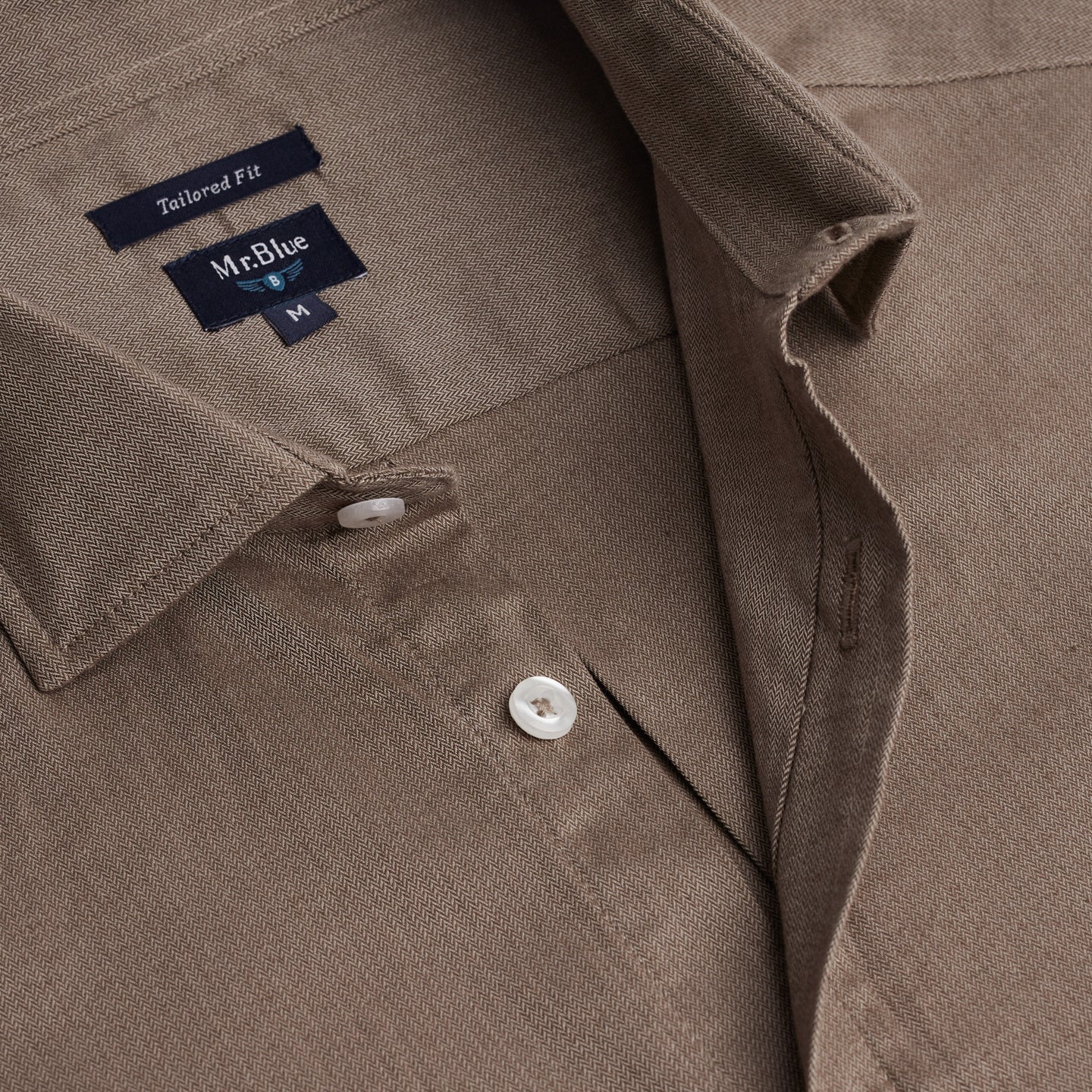 Mr. Blue moda masculina Outlet. Toda a coleção até -70%.  Camisas desde 25,99 na compra do 2º artigo.