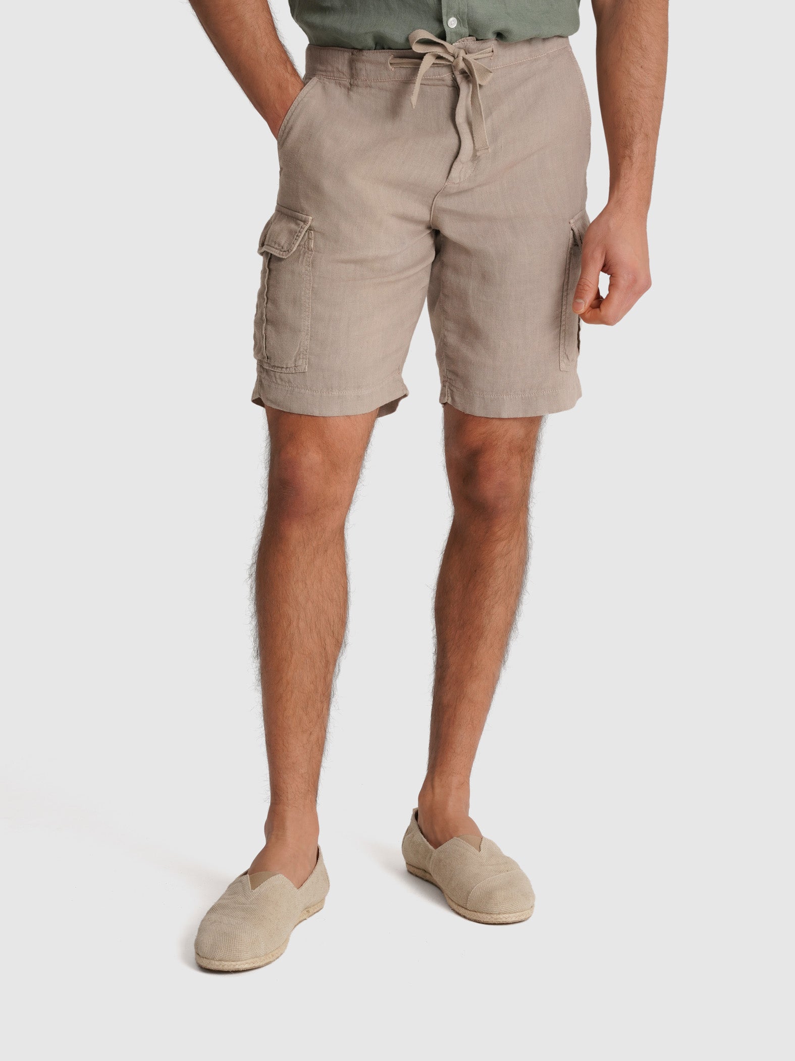 BERMUDA BEIGE CORTE CLÁSICO MARK BELLUCCI
