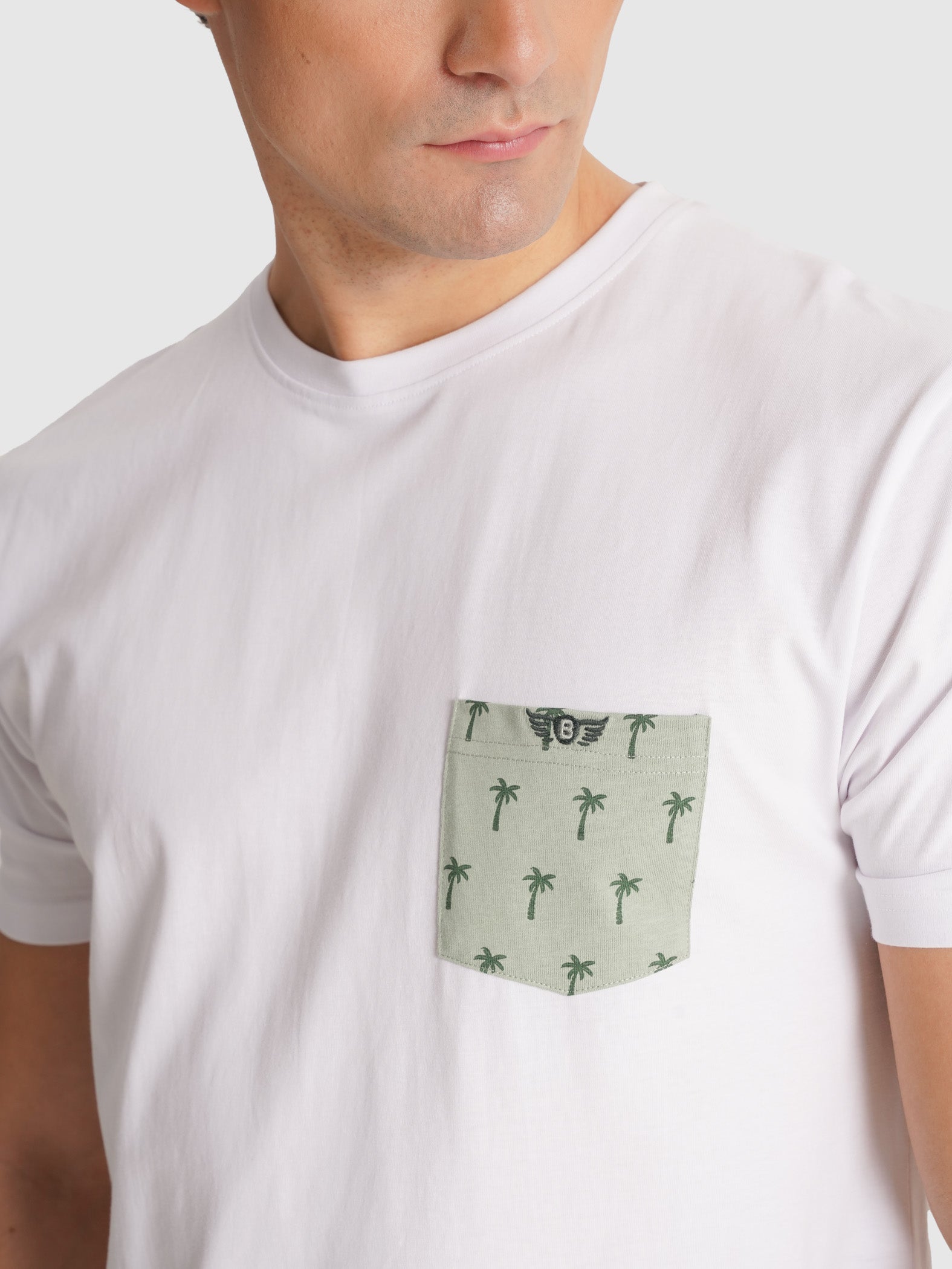 T-SHIRT BRANCA MANGA CURTA REGULAR FIT MR. BLUE