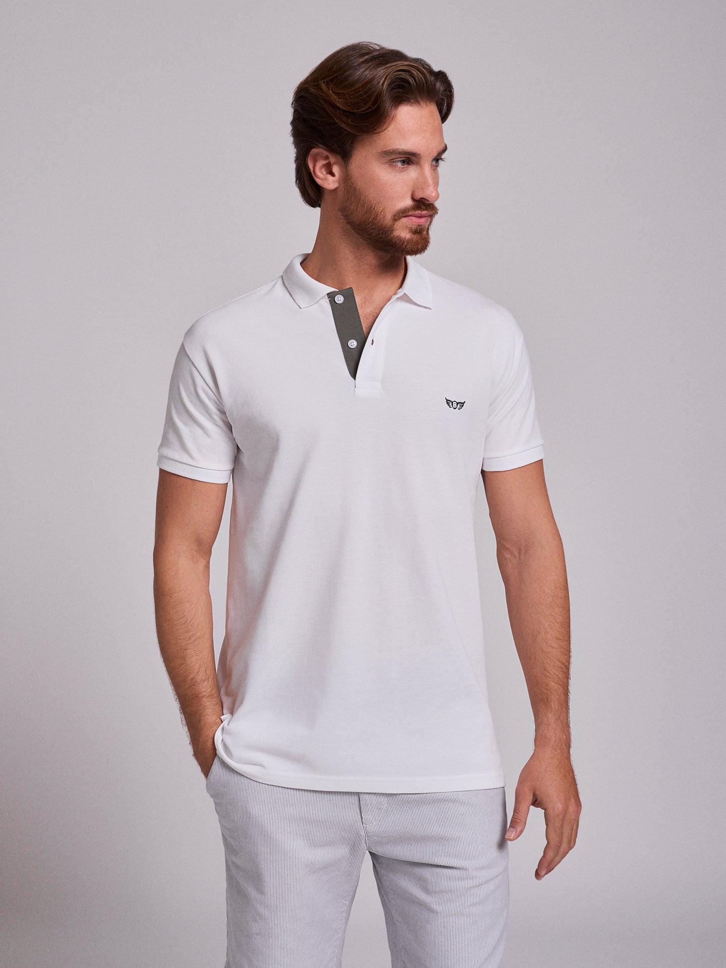 Polo Branco Manga Curta Regular Fit Mr. Blue