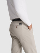 Calça Algodão Beges Regular Fit Mr. Blue