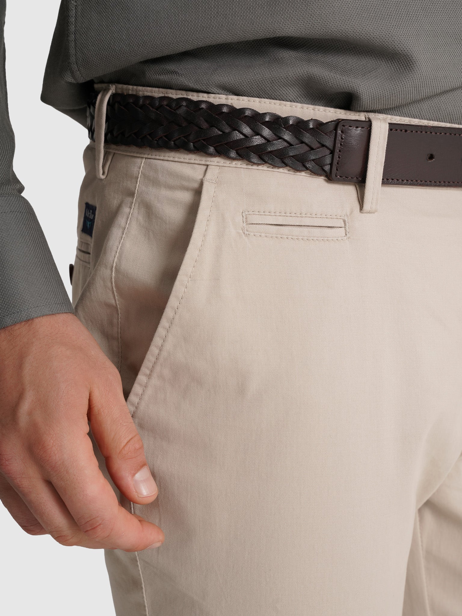 Calça Algodão Beges Slim Fit Mr. Blue