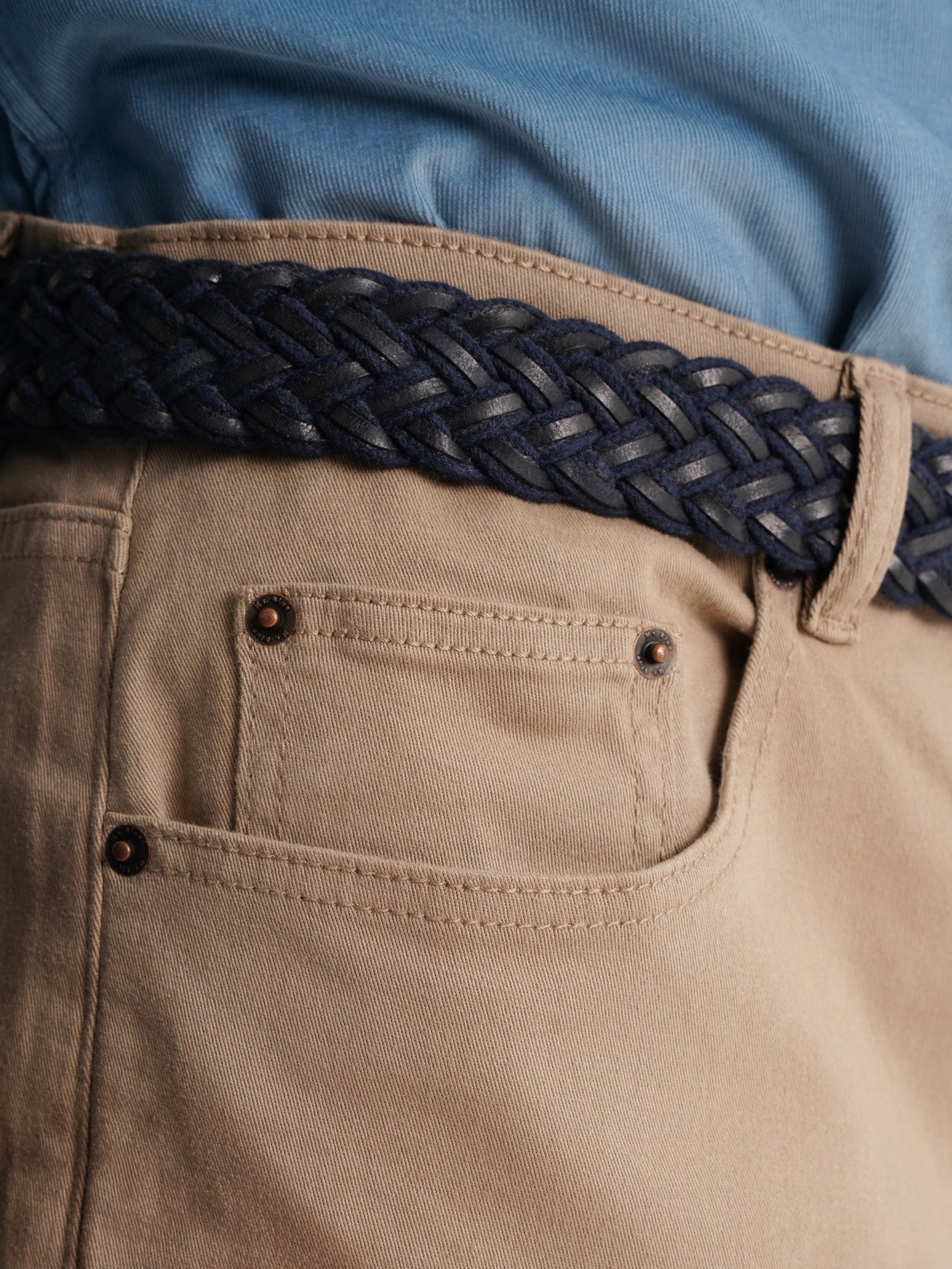 CALÇAS BEGES SLIM FIT MR. BLUE