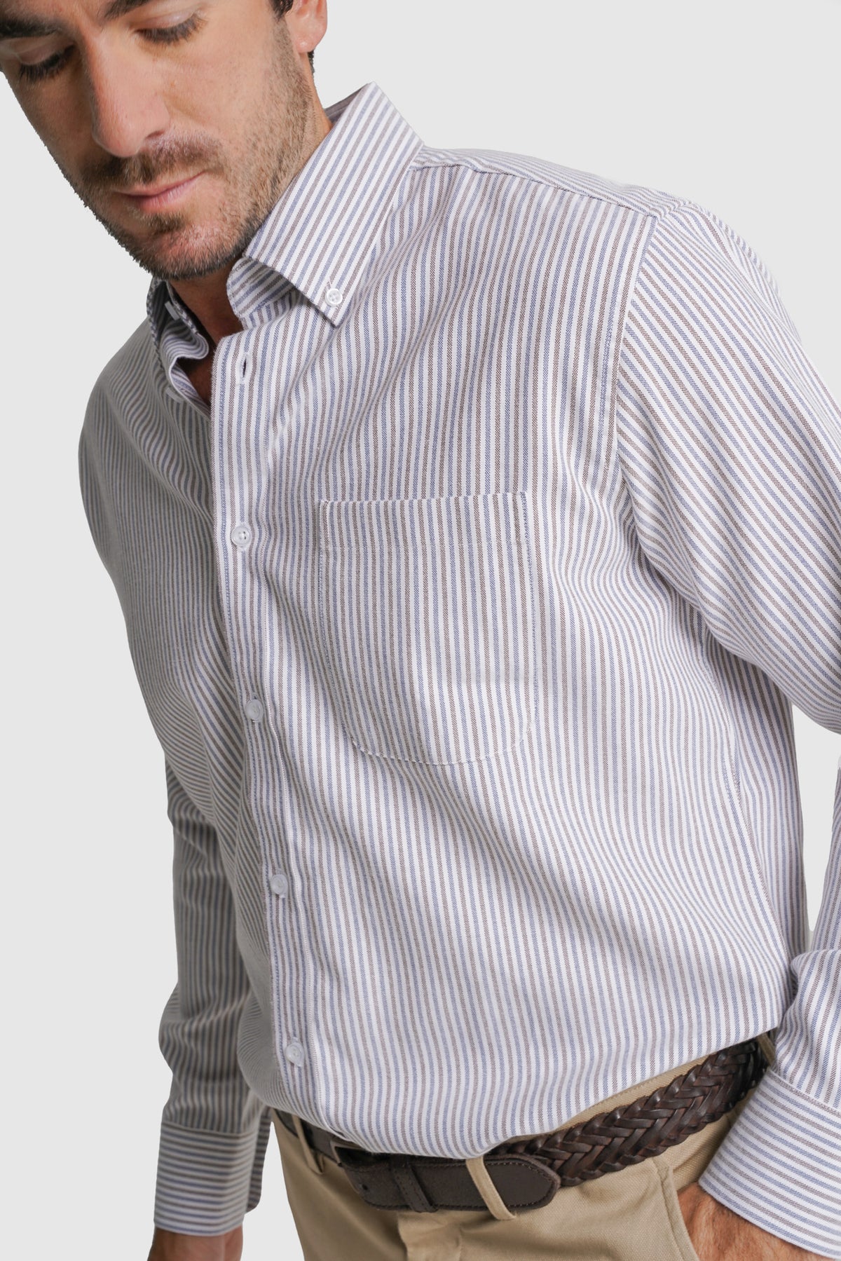 CAMISA TWILL REGULAR FIT BRANCA ÀS RISCAS MR. BLUE