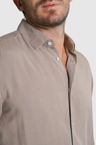 CAMISA TWILL REGULAR FIT BEGE LISA MARK BELLUCCI