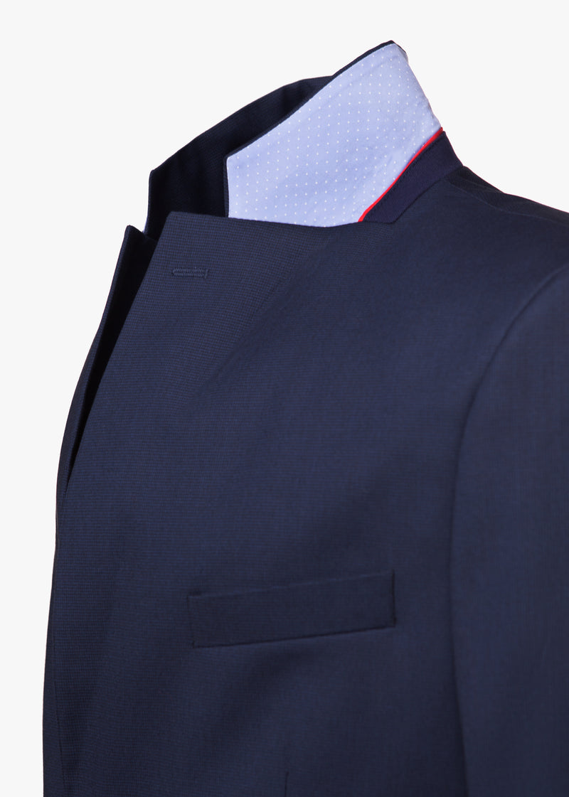Classic Blazer with collar and elbow detail
