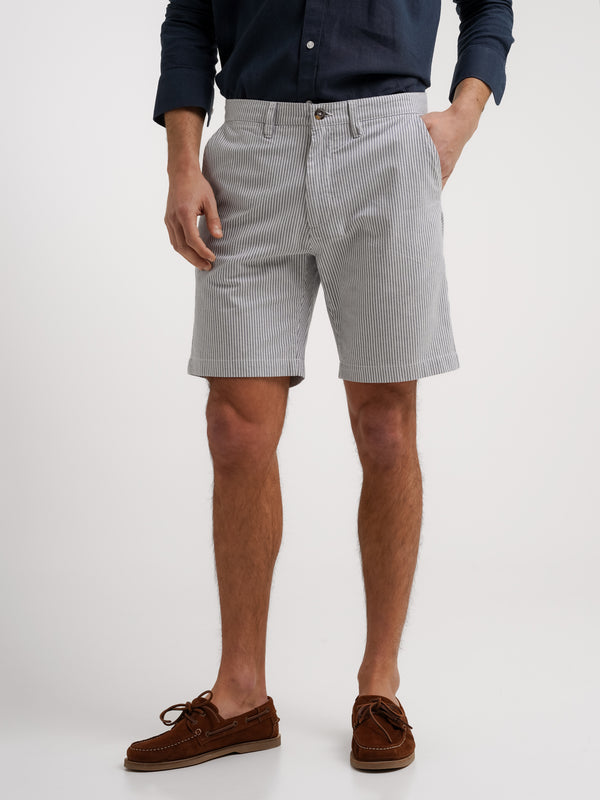 Pantalones cortos de color azul casual