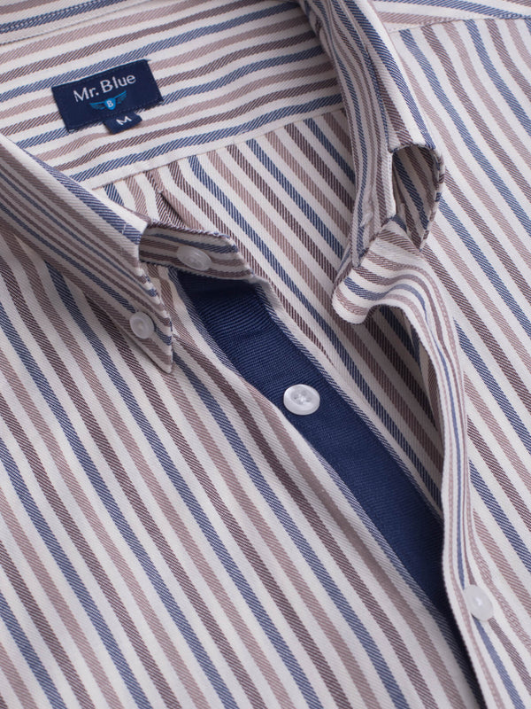 Camisa a rayas de algodón rojo y azul con bolsillo y detalles