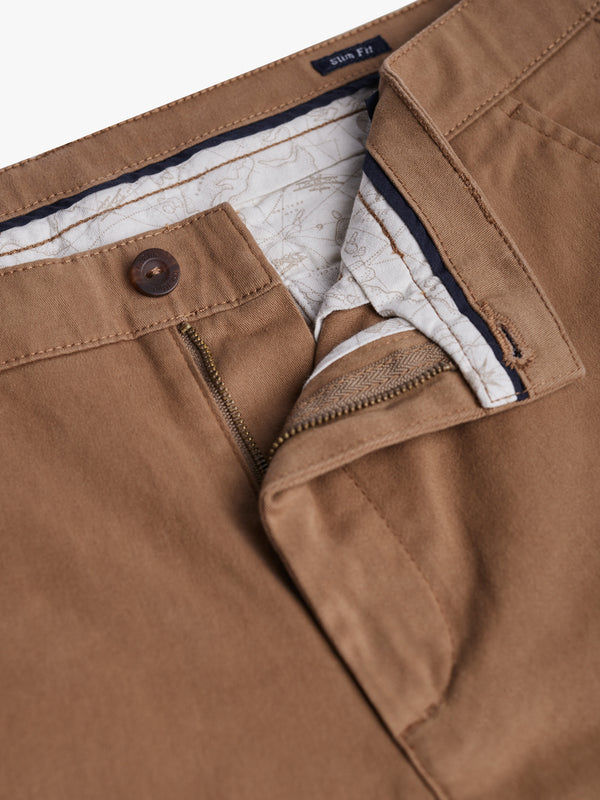 Pantalones Chinos Slim Fit Sarga Camel