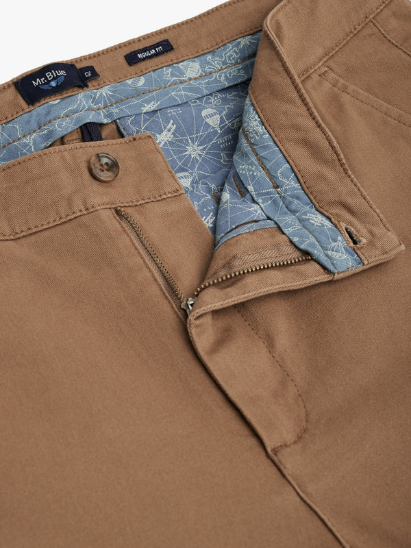 Calças Chinos Regular Fit Camel