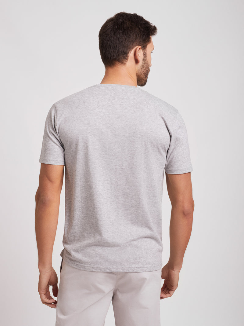 Camiseta gris claro 100% algodón con logotipo
