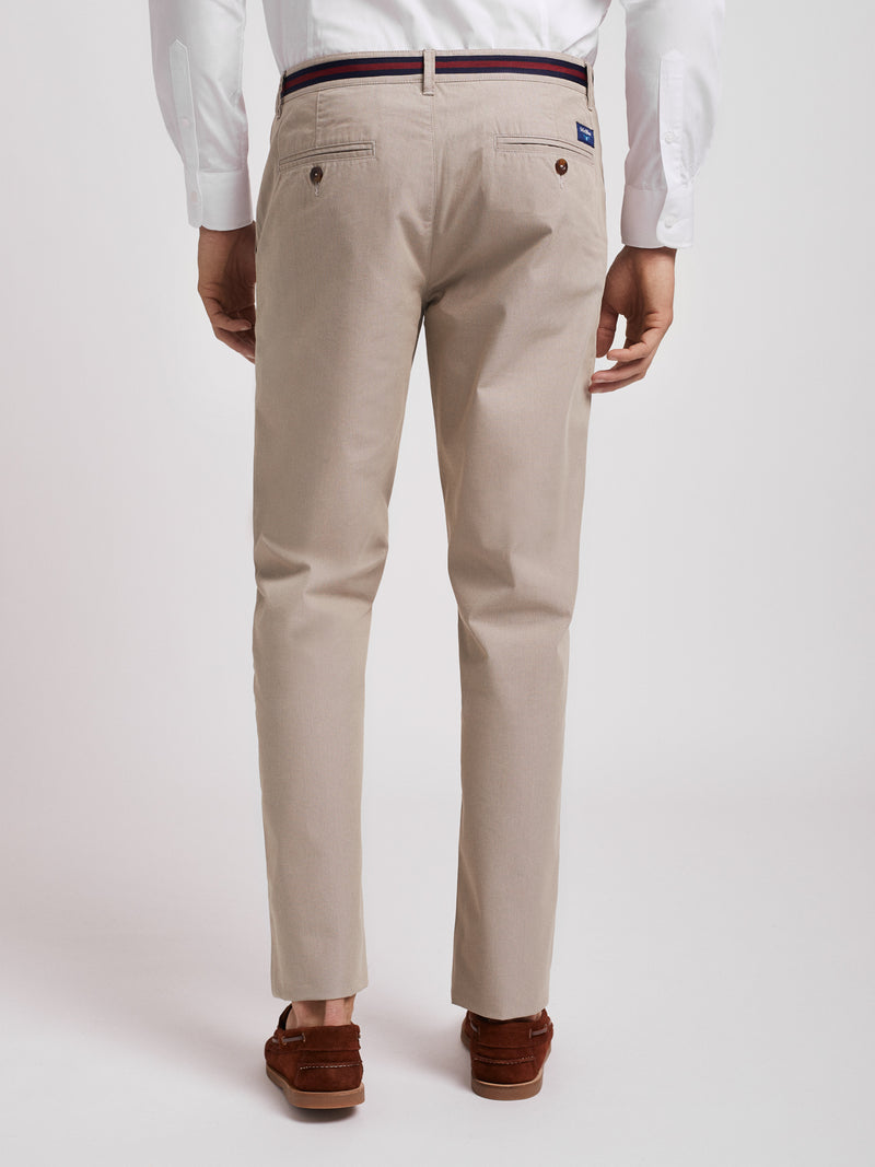 Pantalones chinos beige slim fit