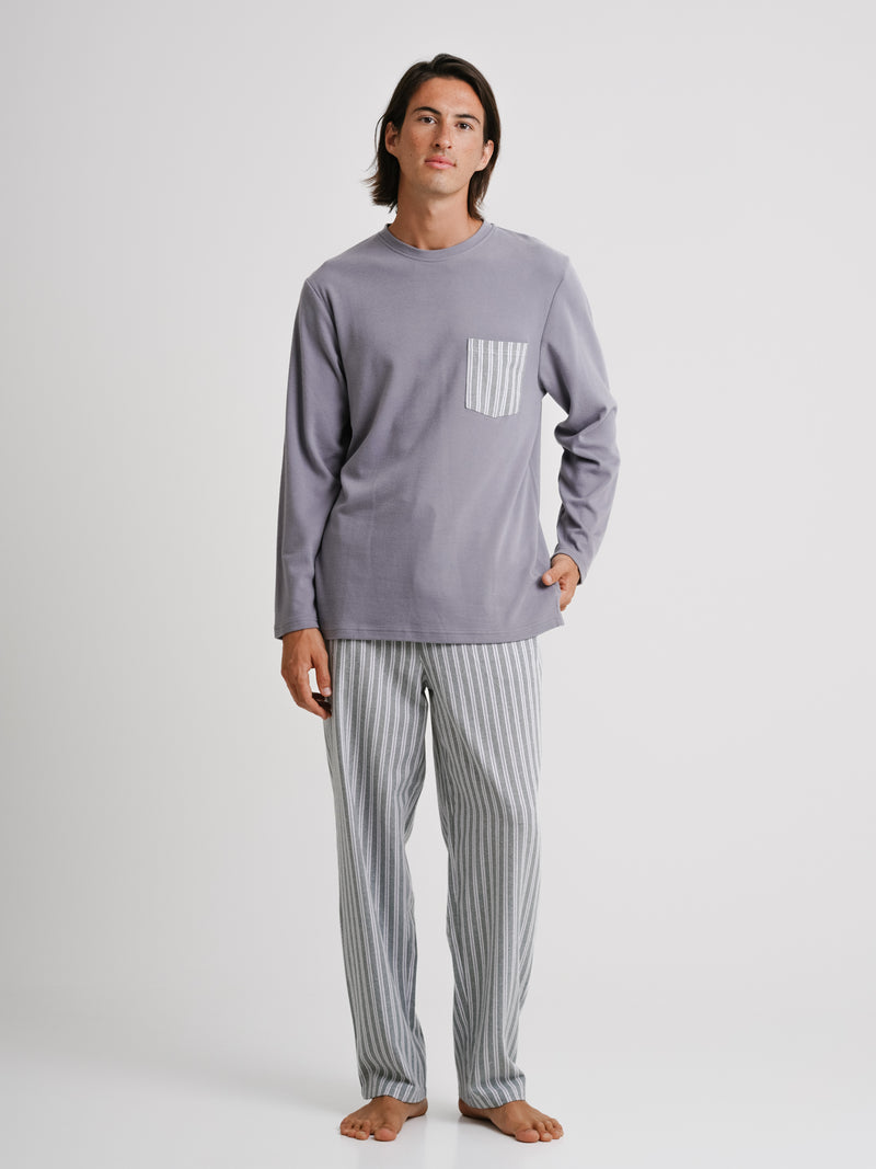 Pijama gris de manga larga